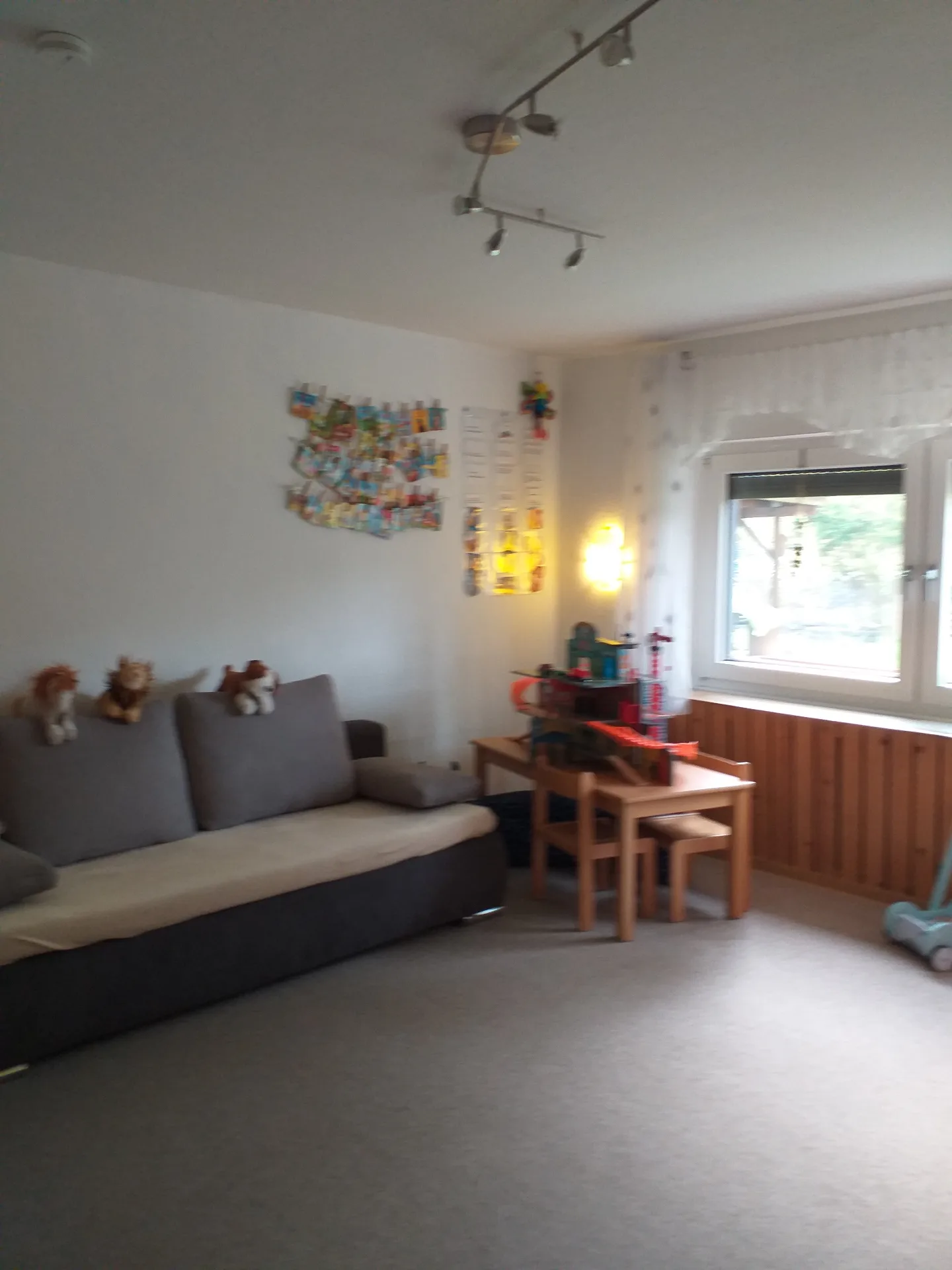 Spielzimmer Richtung Garten