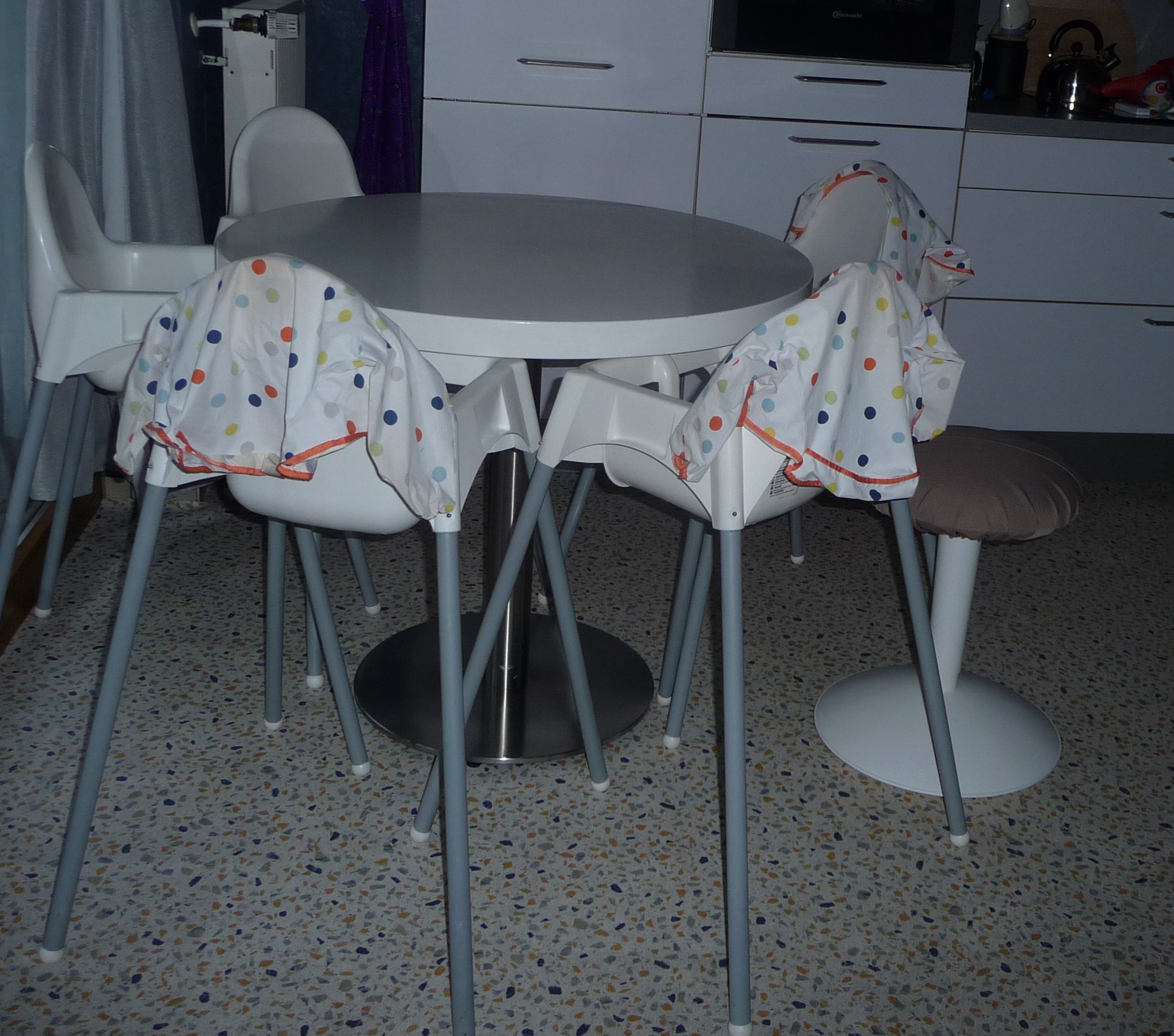 der Platz für Frühstück und Mittagessen